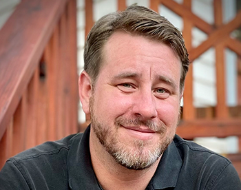 Headshot of Seamus Landry